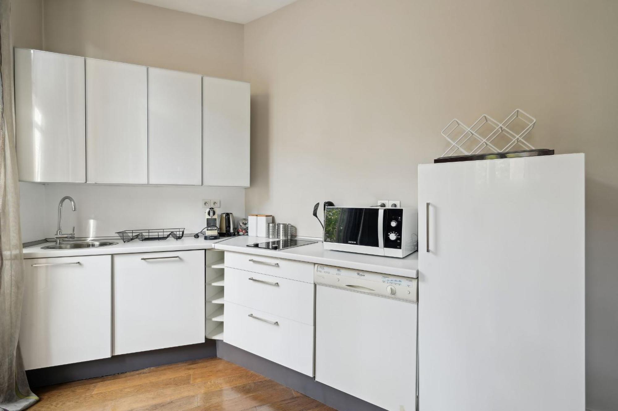 Champs-Elysees & Arc De Triomphe - Cityapartmentstay Paris Exterior foto