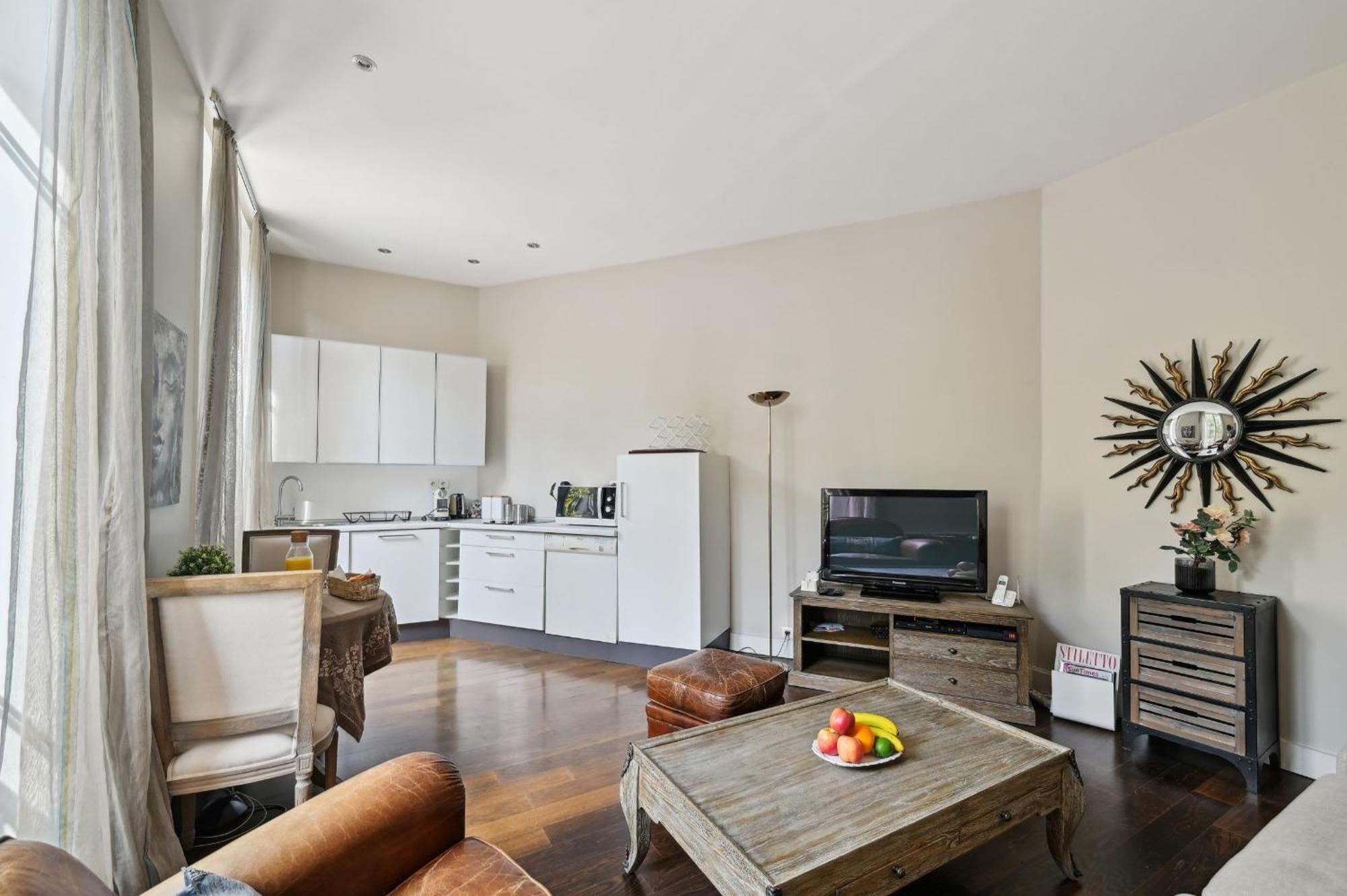 Champs-Elysees & Arc De Triomphe - Cityapartmentstay Paris Exterior foto